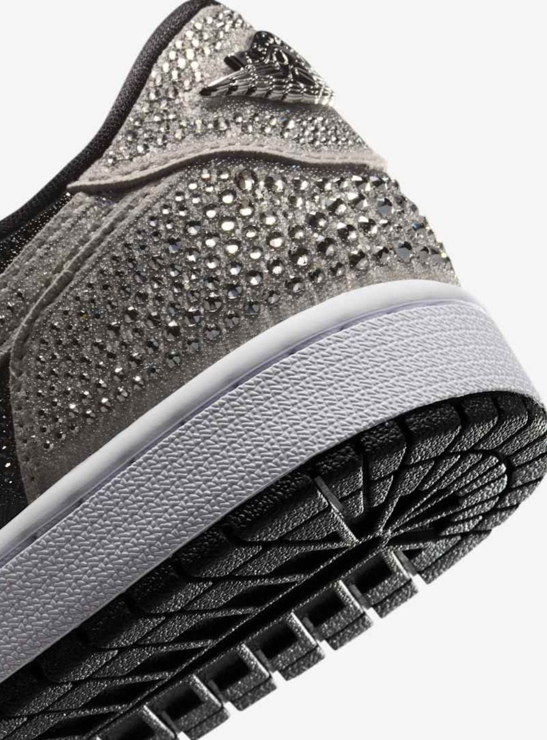Air Jordan 1 Retro Low OG Swarovski Stealth - HM9208-001 | ResellZone