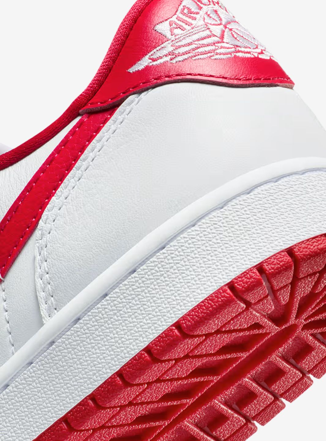 Air Jordan 1 Retro Low OG University Red - CZ0790-161 | ResellZone