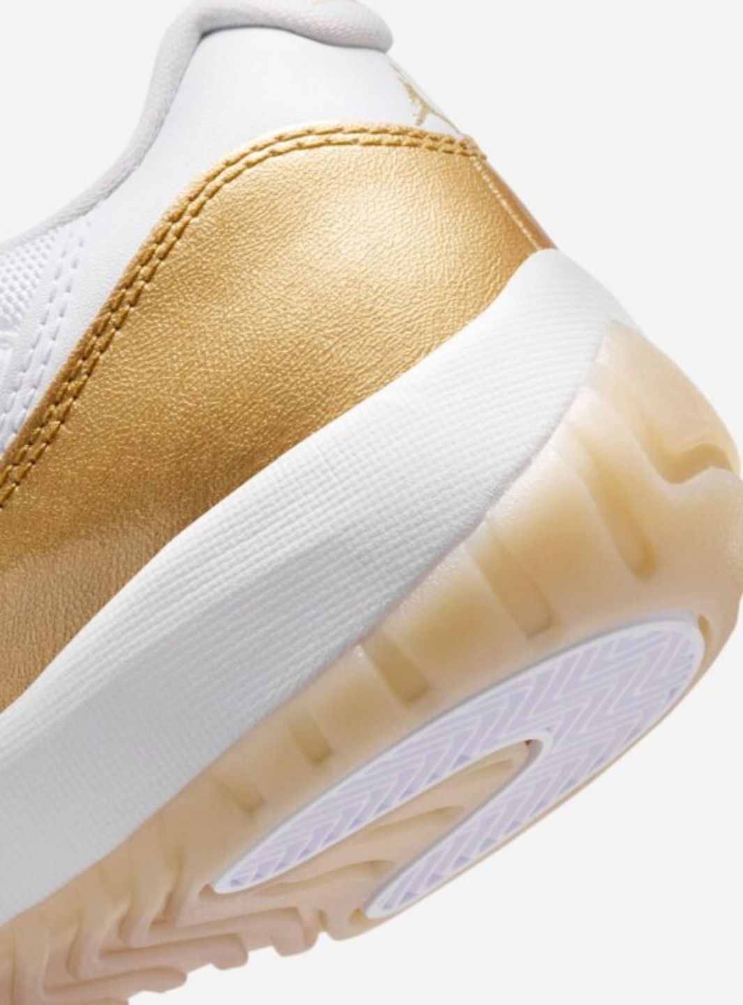 Air Jordan 11 Retro Low Mother's Day - AH7860-102 | ResellZone