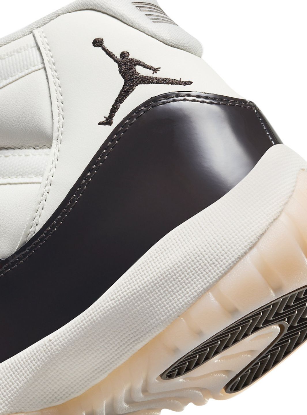 Air Jordan 11 Retro Neapolitan - AR0715-101 | ResellZone