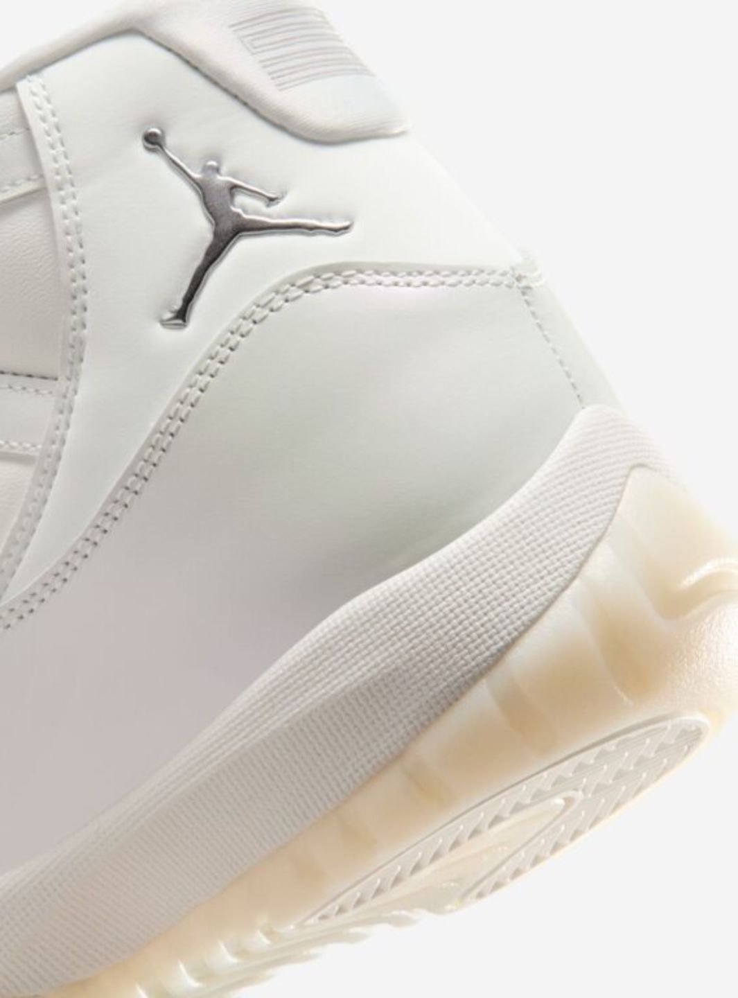 Air Jordan 11 Retro Pearl - AR0715-110 | ResellZone