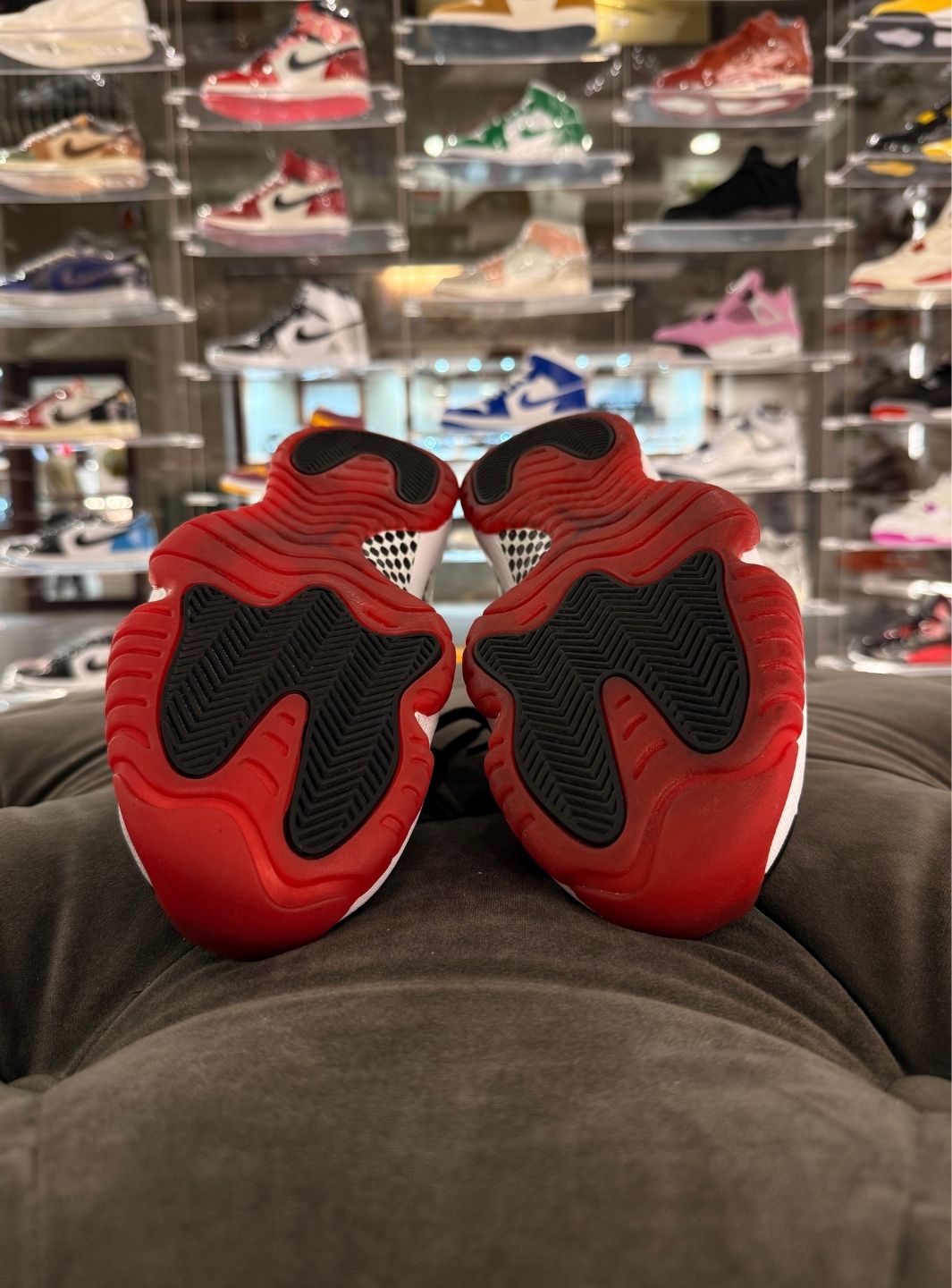 Air Jordan 11 Retro Playoffs Bred (2019) - Sneakers Usate | ResellZone
