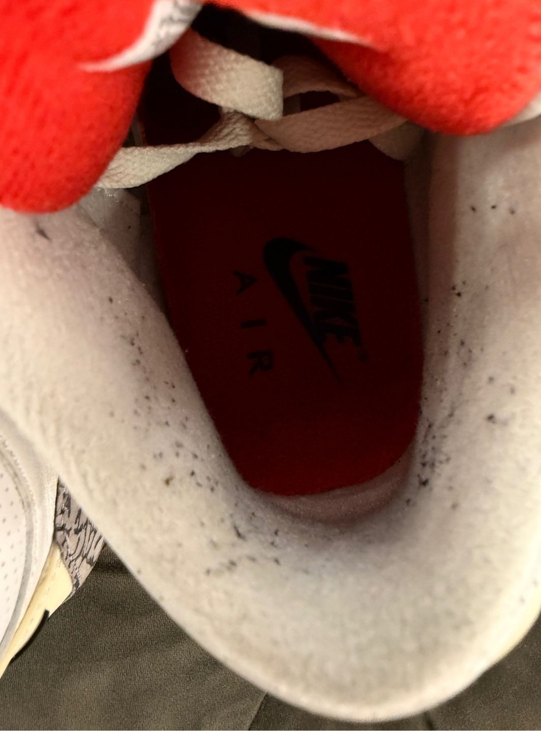 Air Jordan 3 Retro White Cement Reimagined - Sneakers Usate | ResellZone