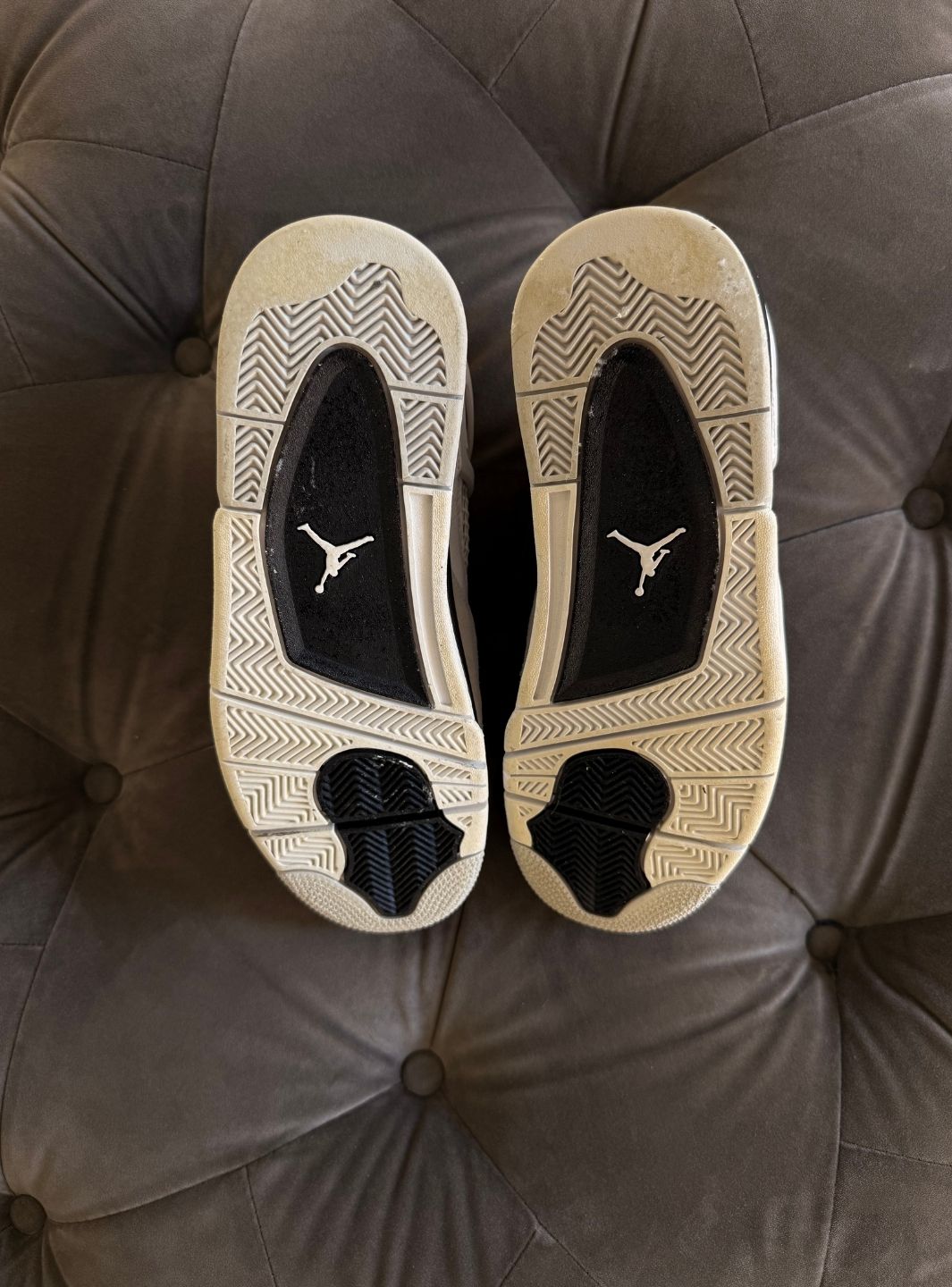 Air Jordan 4 Military Black - Sneakers Usate | ResellZone