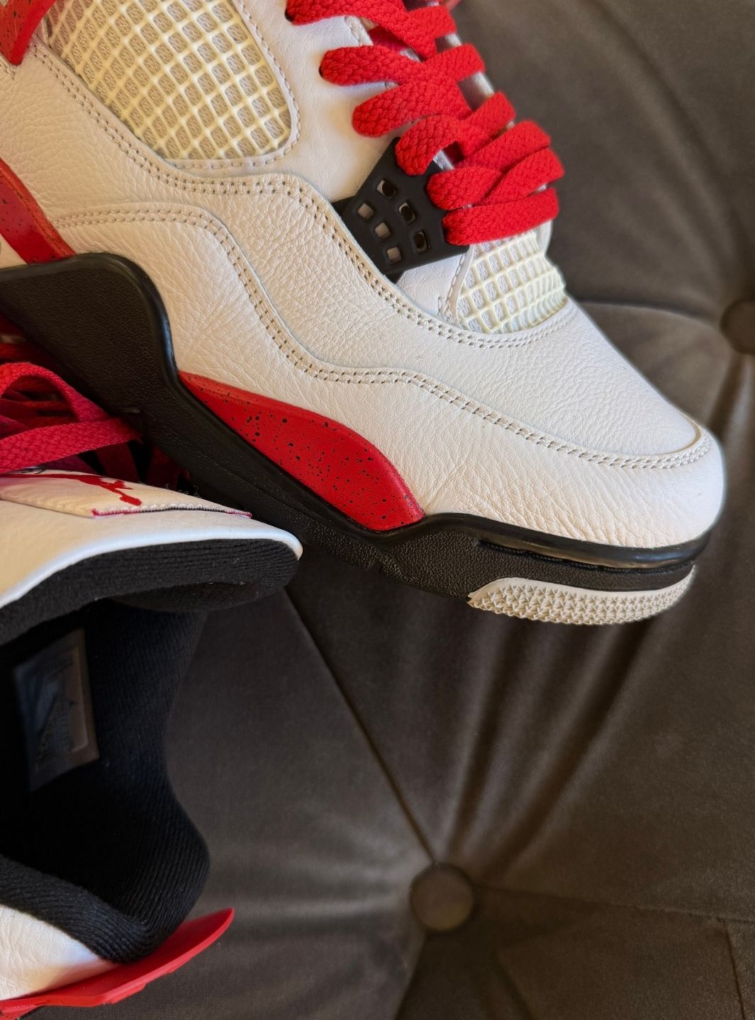 Air Jordan 4 Red Cement - Sneakers Usate | ResellZone