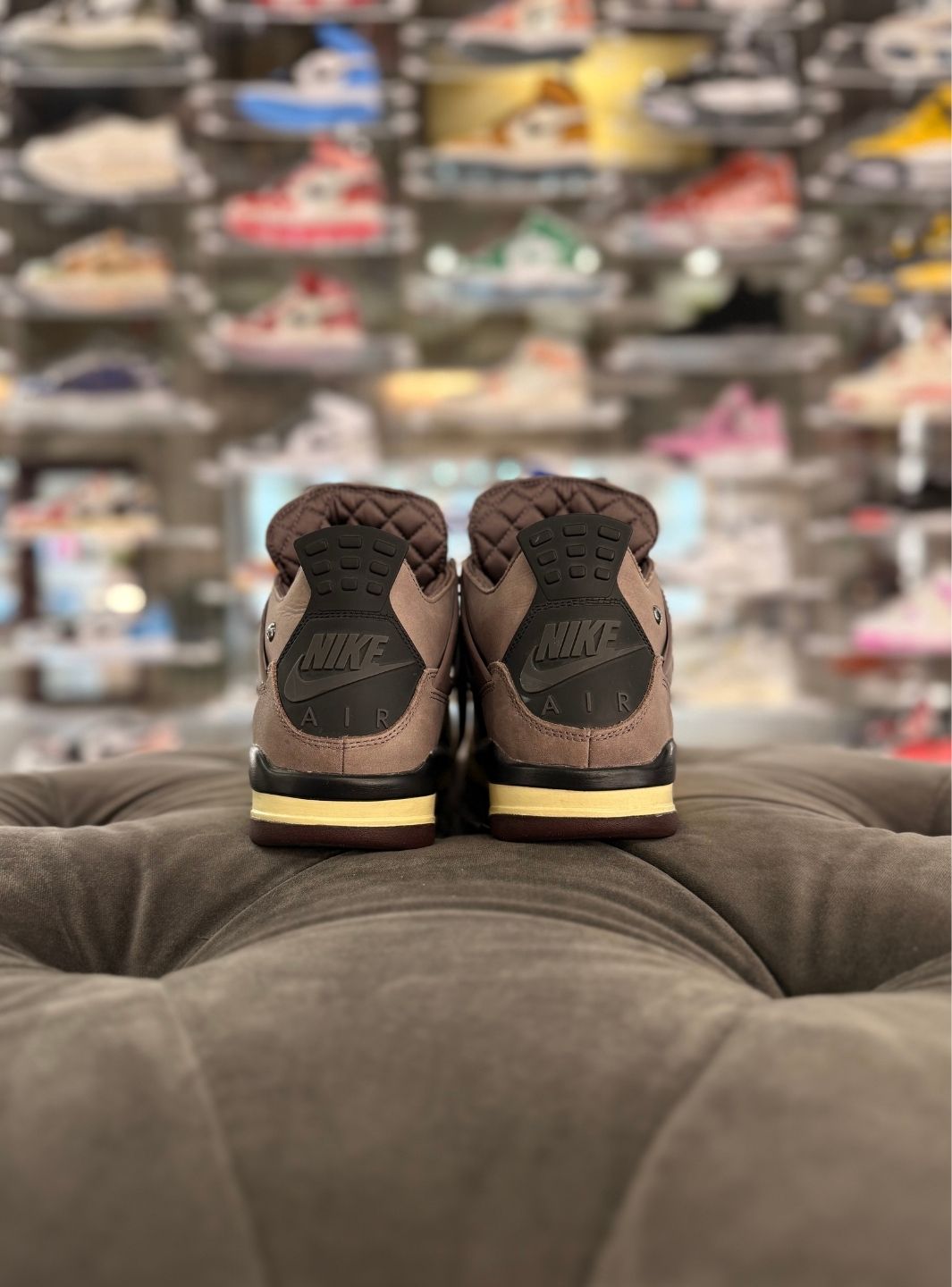 Air Jordan 4 Retro A Ma Maniére Violet Ore - Sneakers Usate | ResellZone