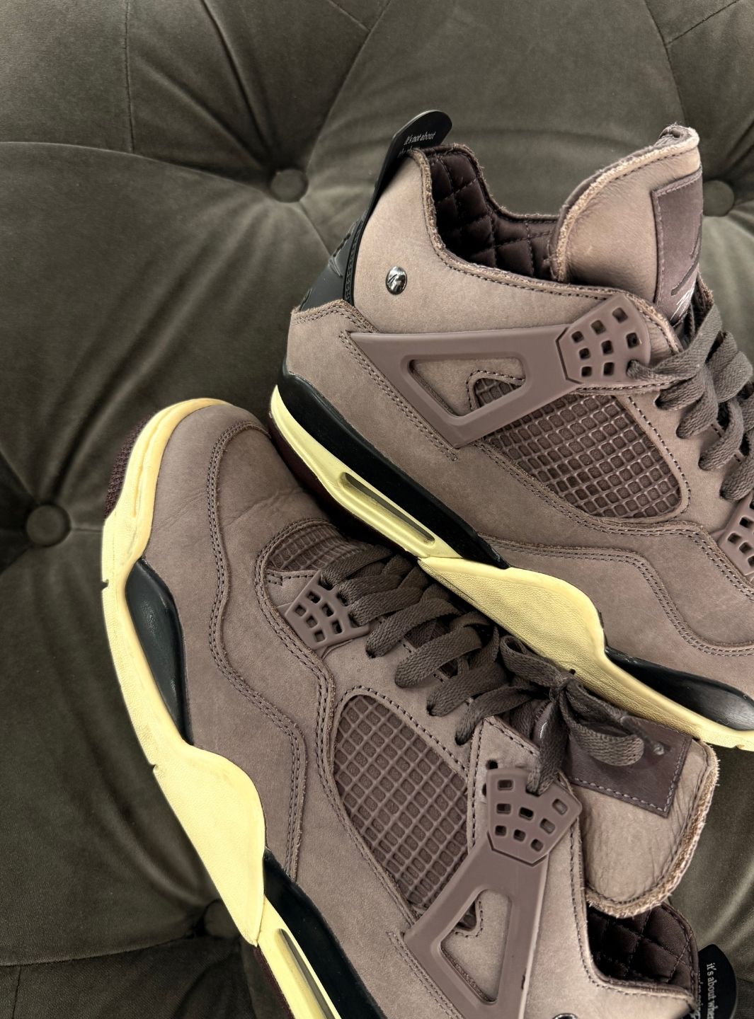 Air Jordan 4 Retro A Ma Maniére Violet Ore - Sneakers Usate | ResellZone