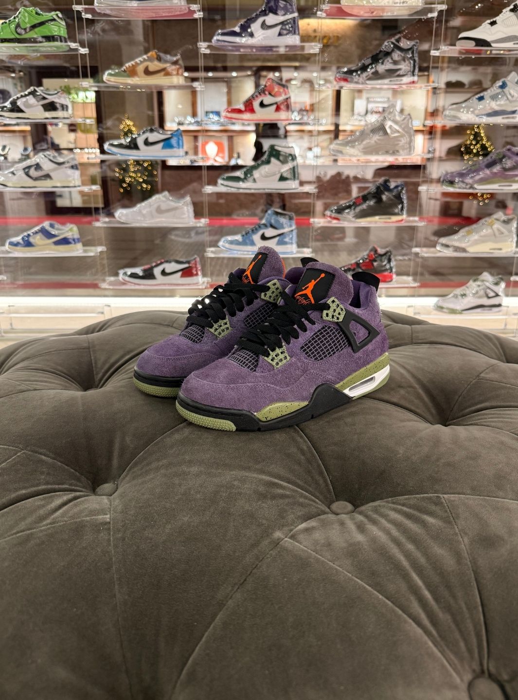 Air Jordan 4 Retro Canyon Purple - Sneakers Usate | ResellZone