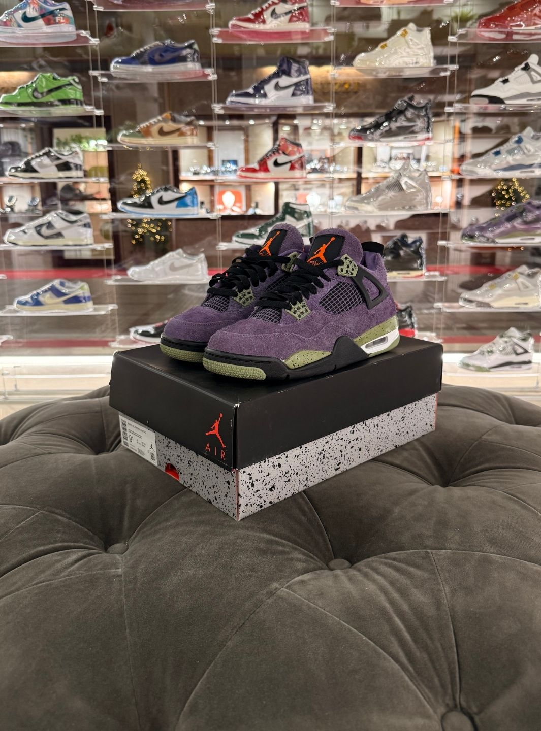 Air Jordan 4 Retro Canyon Purple - Sneakers Usate | ResellZone