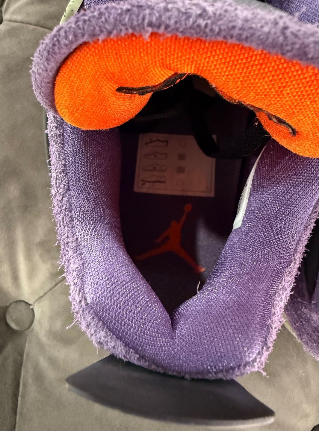 Air Jordan 4 Retro Canyon Purple - Sneakers Usate | ResellZone
