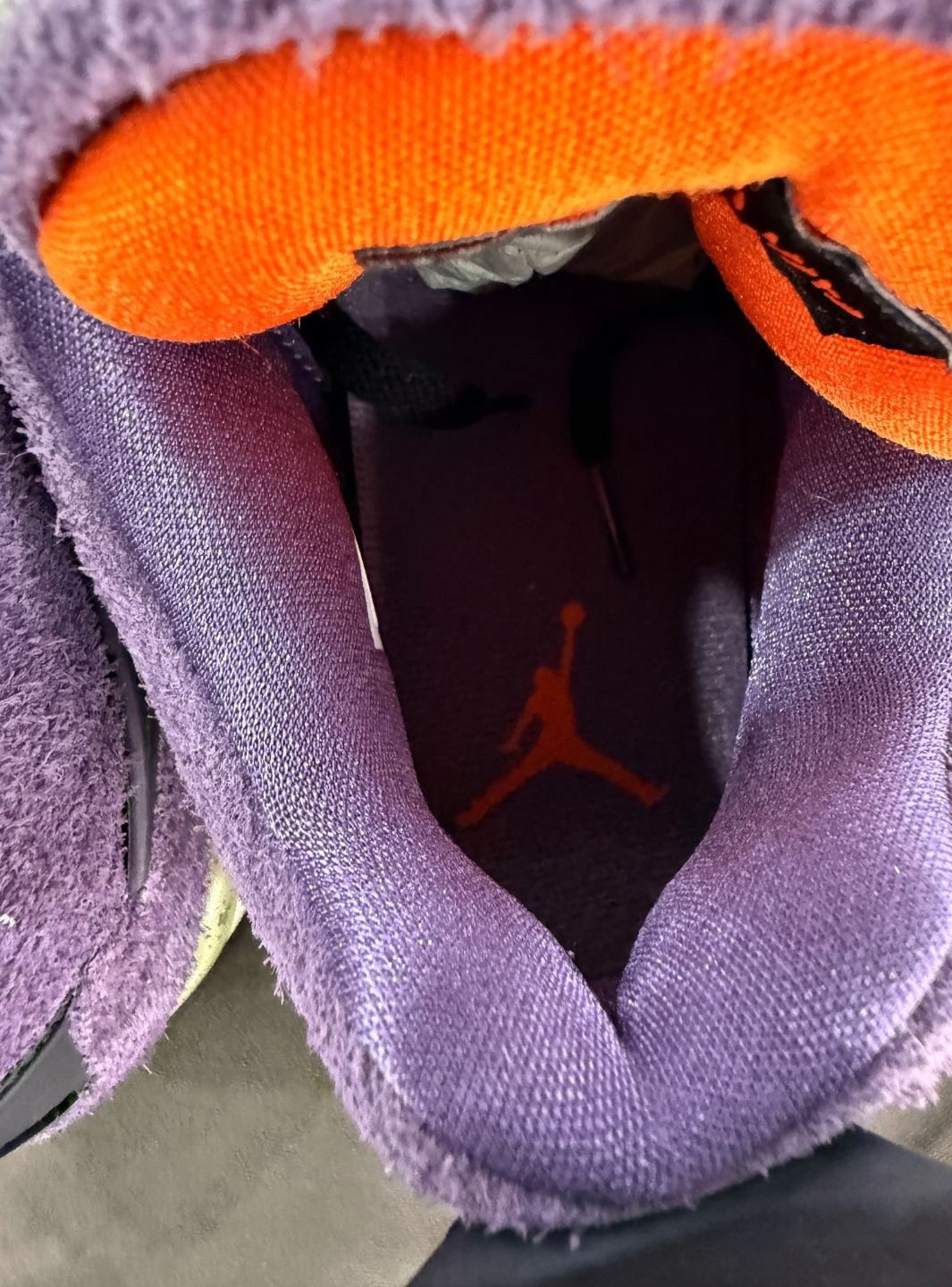 Air Jordan 4 Retro Canyon Purple - Sneakers Usate | ResellZone