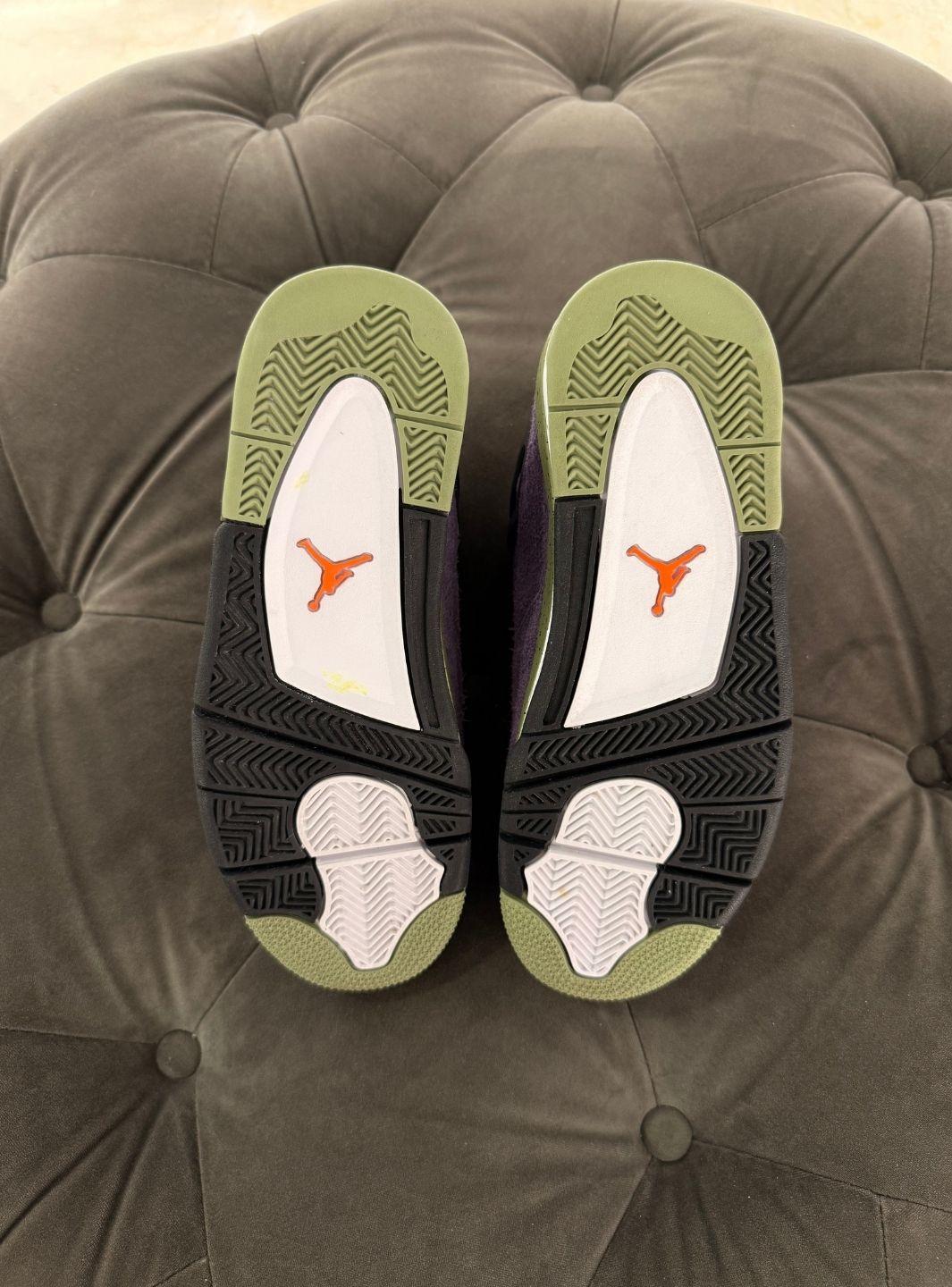 Air Jordan 4 Retro Canyon Purple - Sneakers Usate | ResellZone