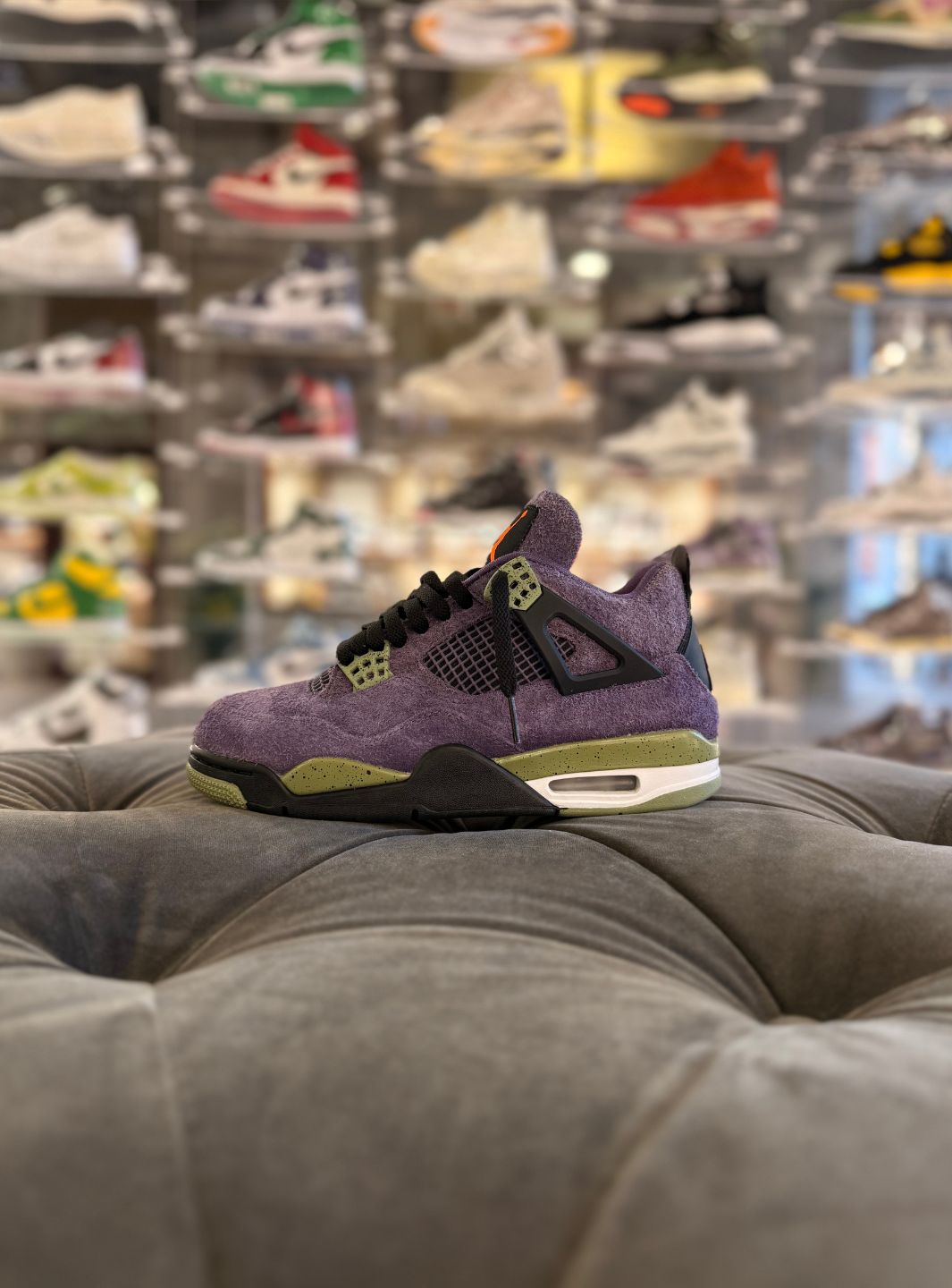 Air Jordan 4 Retro Canyon Purple - Sneakers Usate | ResellZone