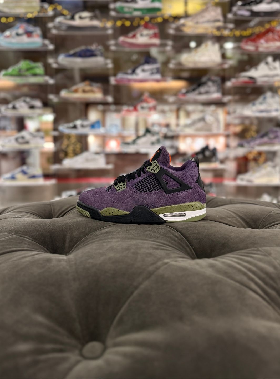 Air Jordan 4 Retro Canyon Purple - Sneakers Usate | ResellZone