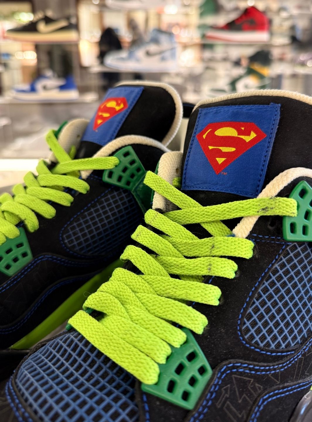 Air Jordan 4 Retro Doernbecher - Sneakers Usate | ResellZone