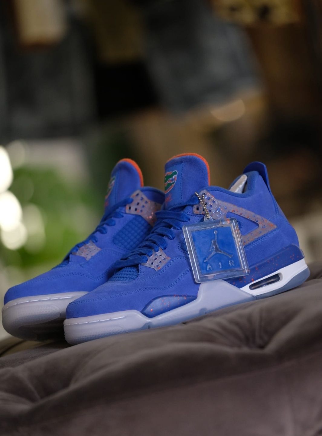 Air Jordan 4 Retro Florida Gators (PE) | ResellZone