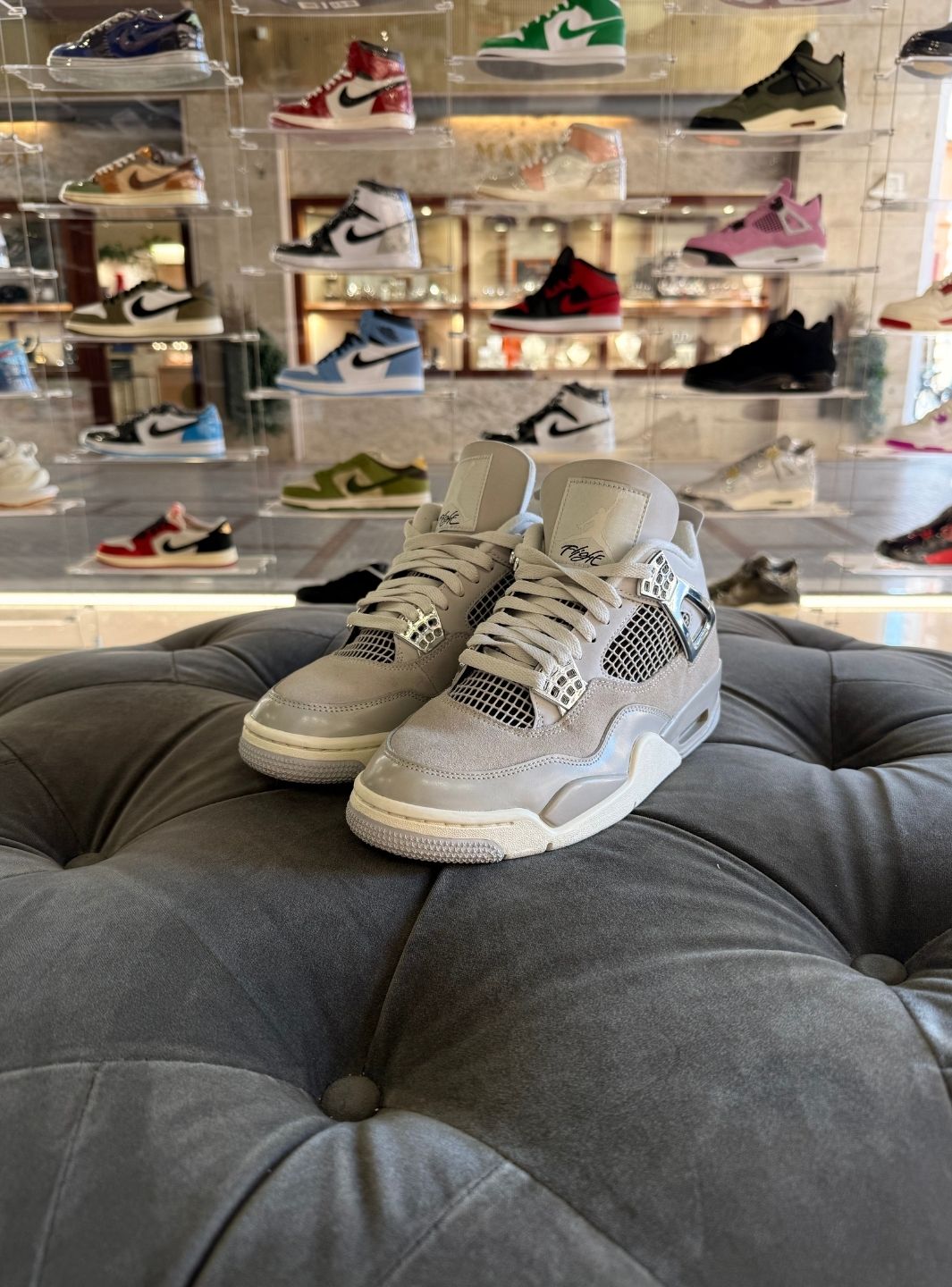 Air Jordan 4 Retro Frozen Moments - Sneakers Usate | ResellZone