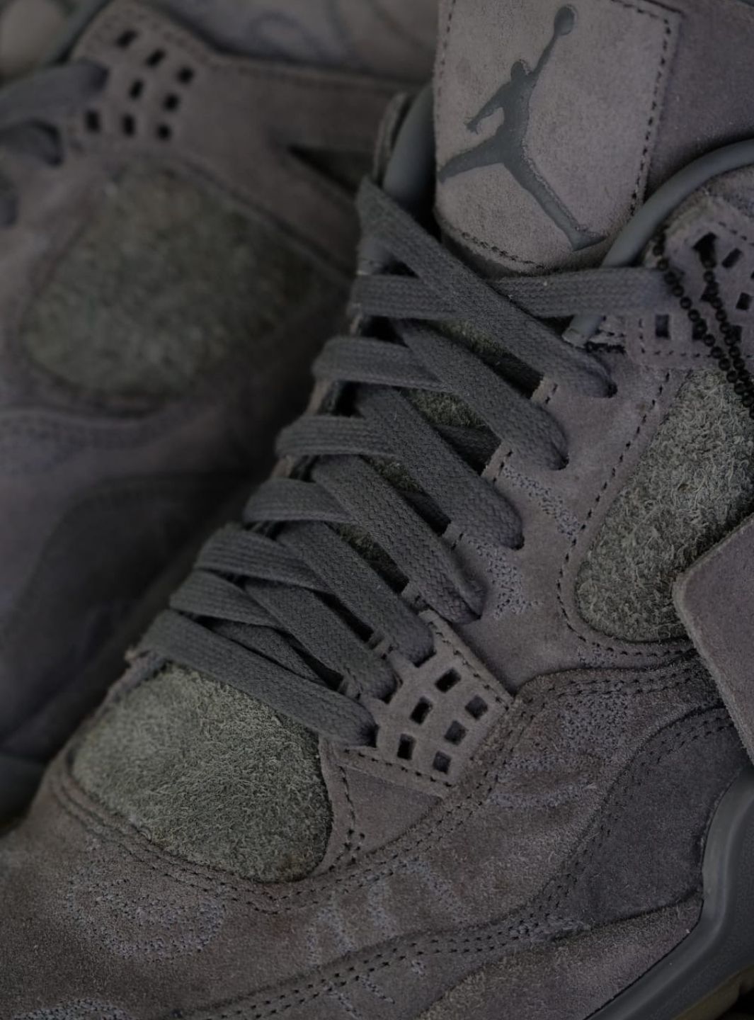 Air Jordan 4 Retro Kaws - 930155-003 | ResellZone