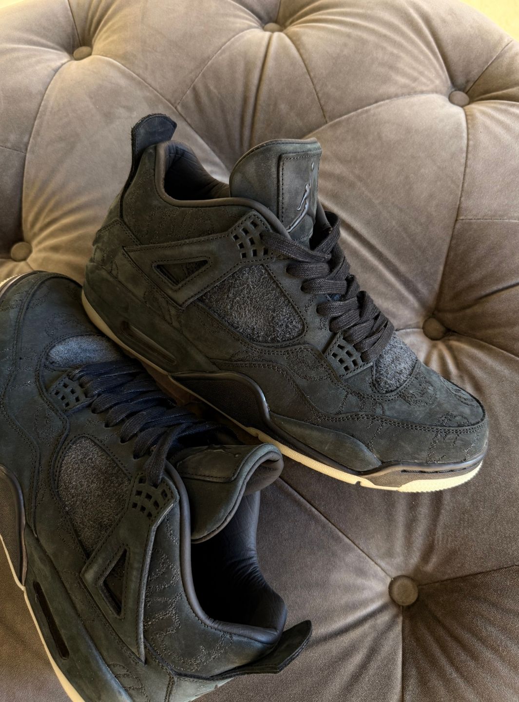 Air Jordan 4 Retro Kaws Black - Sneakers Usate | ResellZone