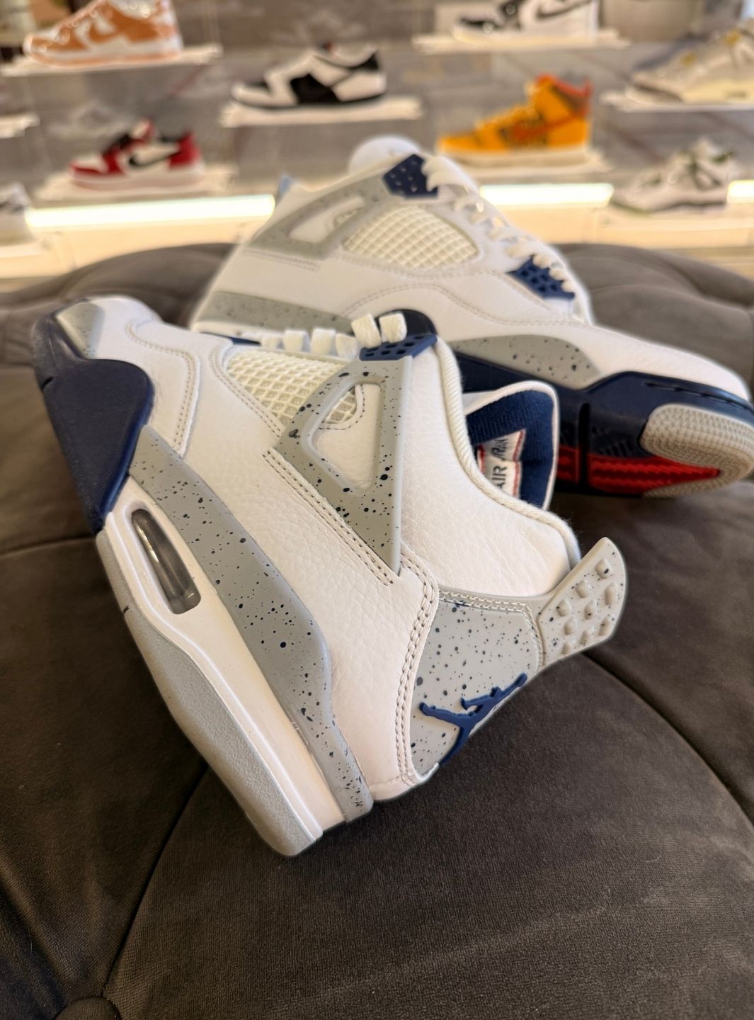 Air Jordan 4 Retro Midnight Navy - Sneakers Usate | ResellZone