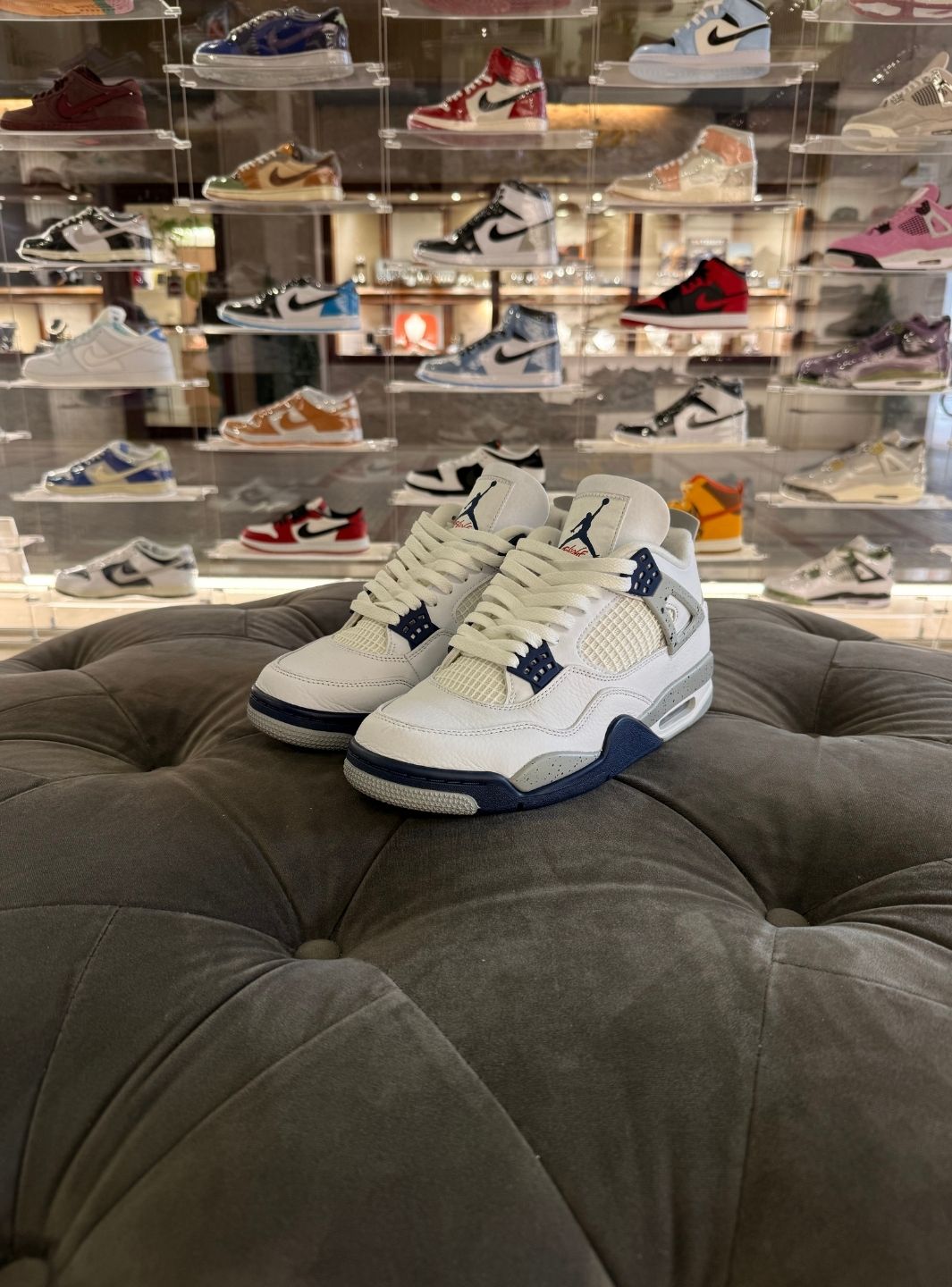 Air Jordan 4 Retro Midnight Navy - Sneakers Usate | ResellZone