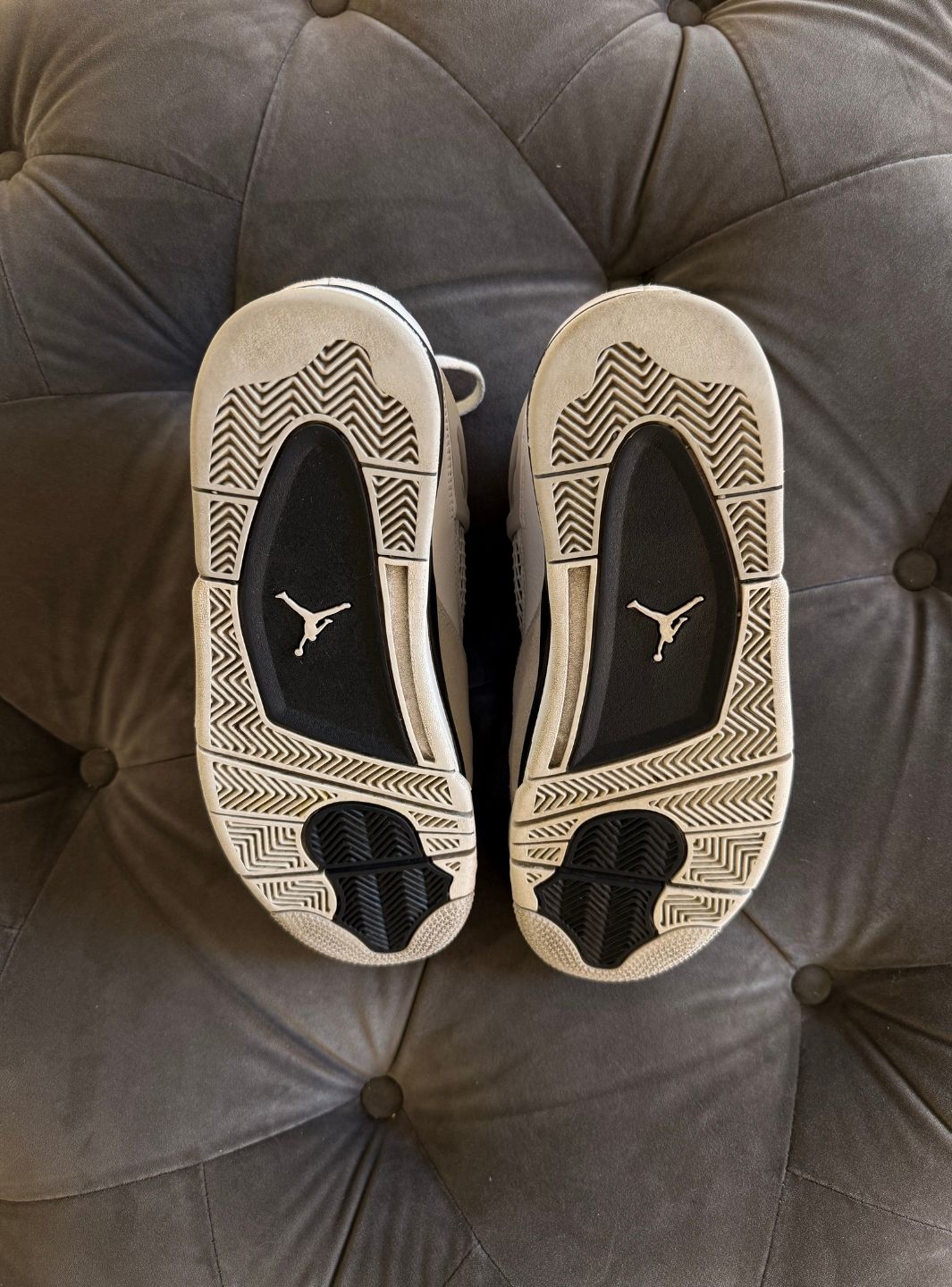 Air Jordan 4 Retro Military Black - Sneakers Usate | ResellZone