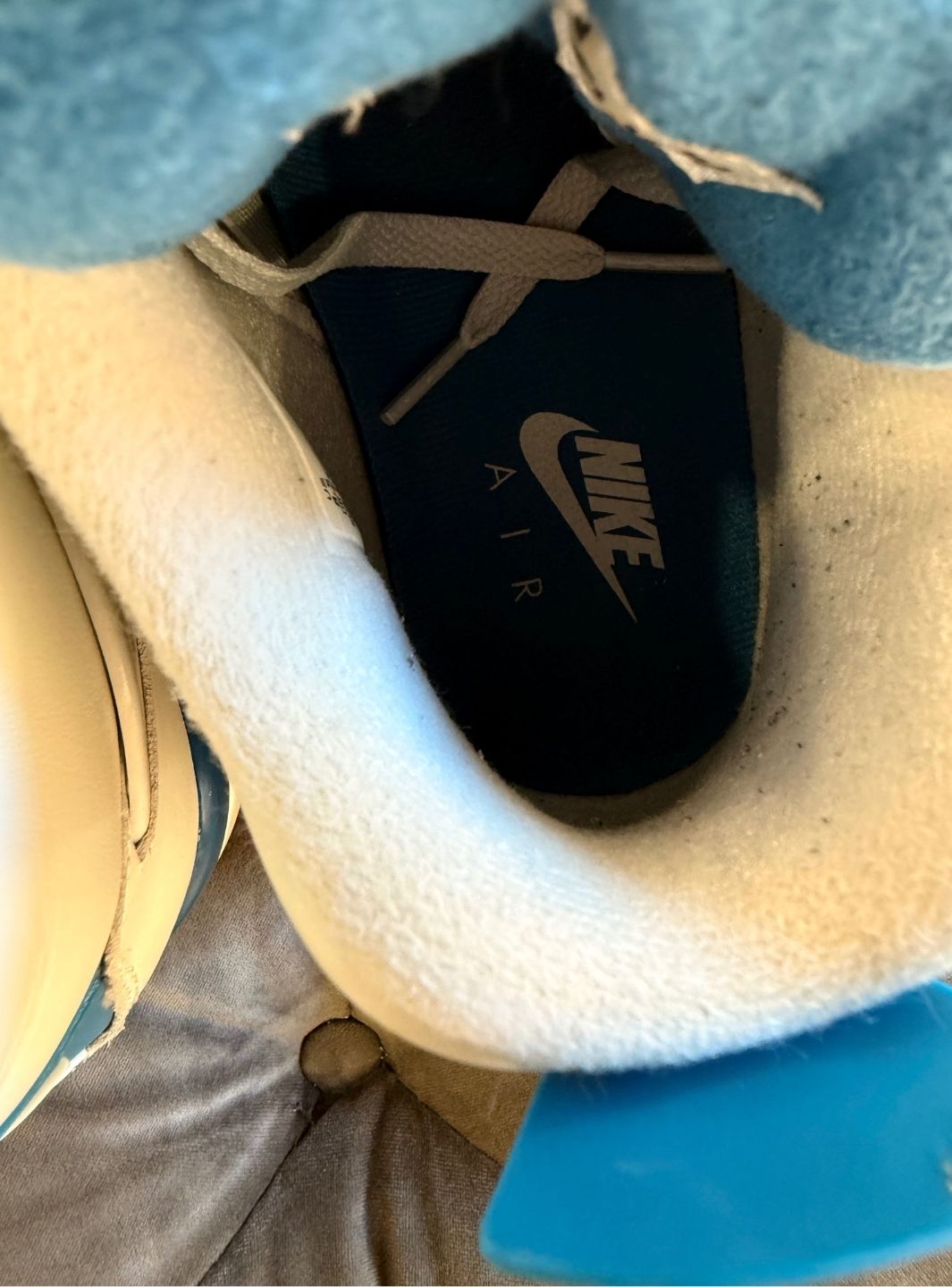 Air Jordan 4 Retro Military Blue (2024) - Sneakers Usate | ResellZone