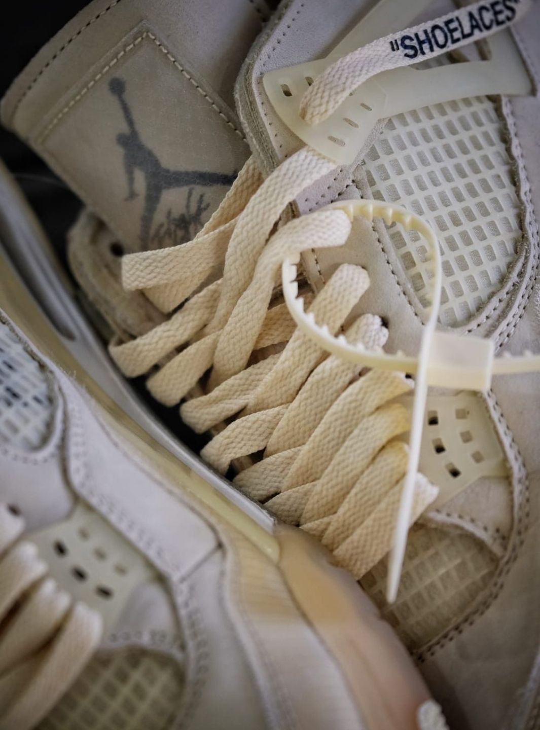 Air Jordan 4 Retro Off-White Sail - Sneakers Usate | ResellZone