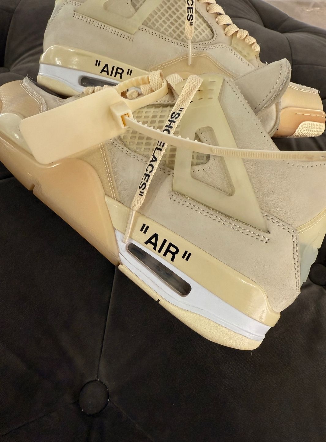 Air Jordan 4 Retro Off-White Sail - Sneakers Usate | ResellZone