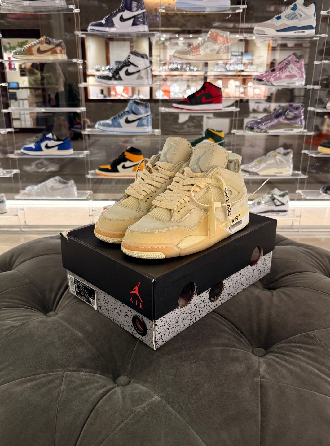 Air Jordan 4 Retro Off-White Sail - Sneakers Usate | ResellZone