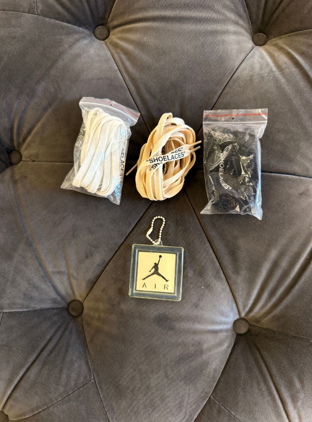 Air Jordan 4 Retro Off-White Sail - Sneakers Usate | ResellZone