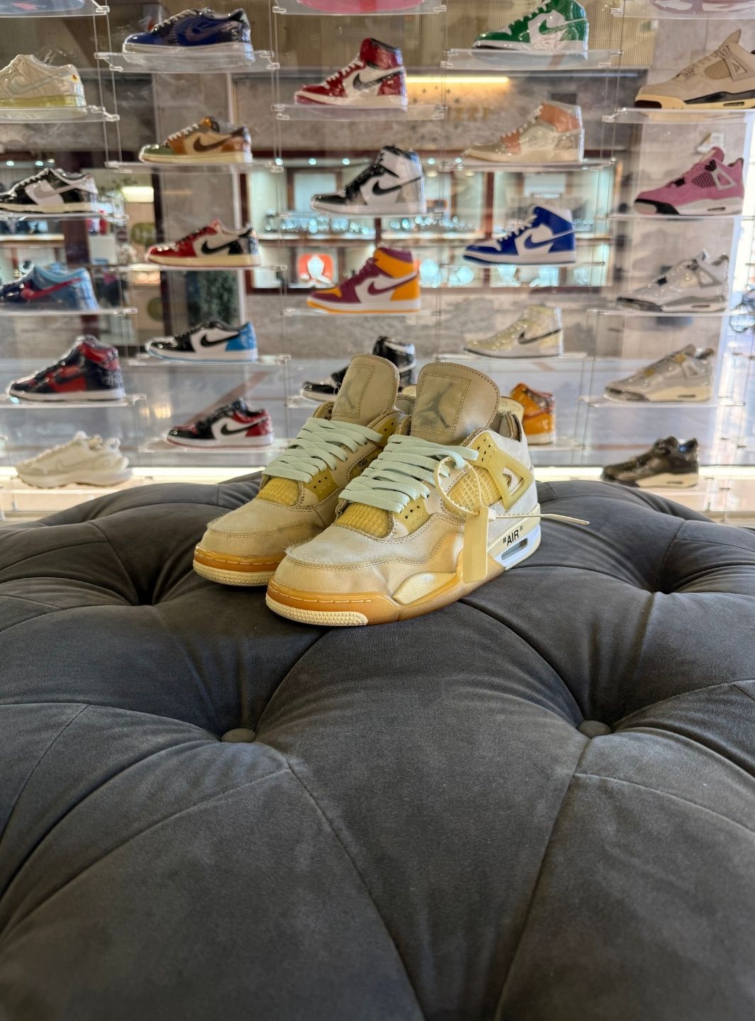 Air Jordan 4 Retro Off-White Sail - Sneakers Usate | ResellZone