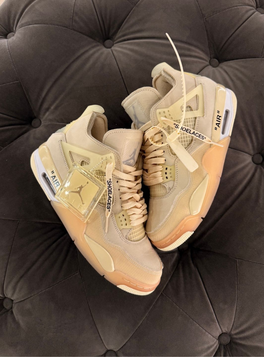 Air Jordan 4 Retro Off-White Sail - Sneakers Usate | ResellZone