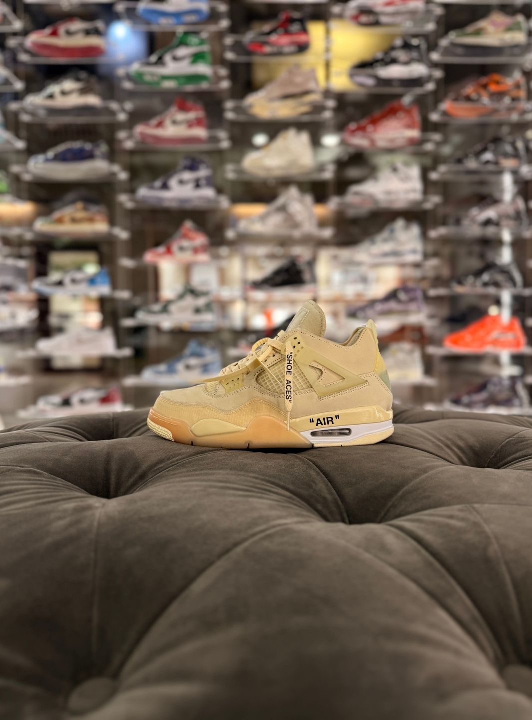 Air Jordan 4 Retro Off-White Sail - Sneakers Usate | ResellZone