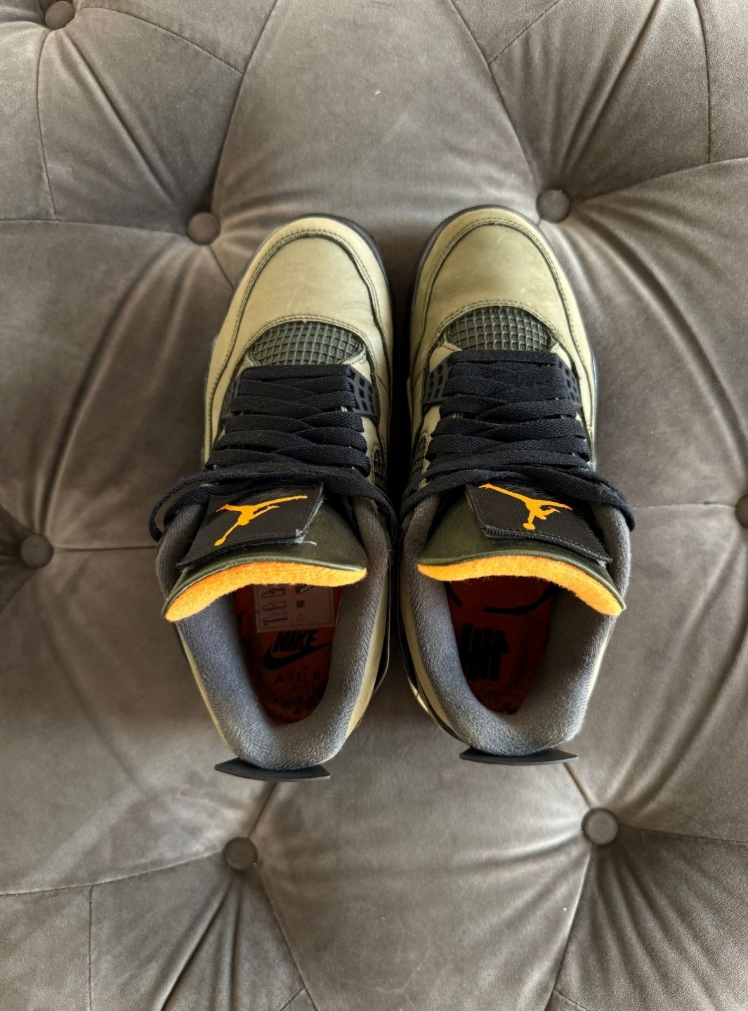 Air Jordan 4 Retro OG SP Undefeated - Sneakers Usate | ResellZone