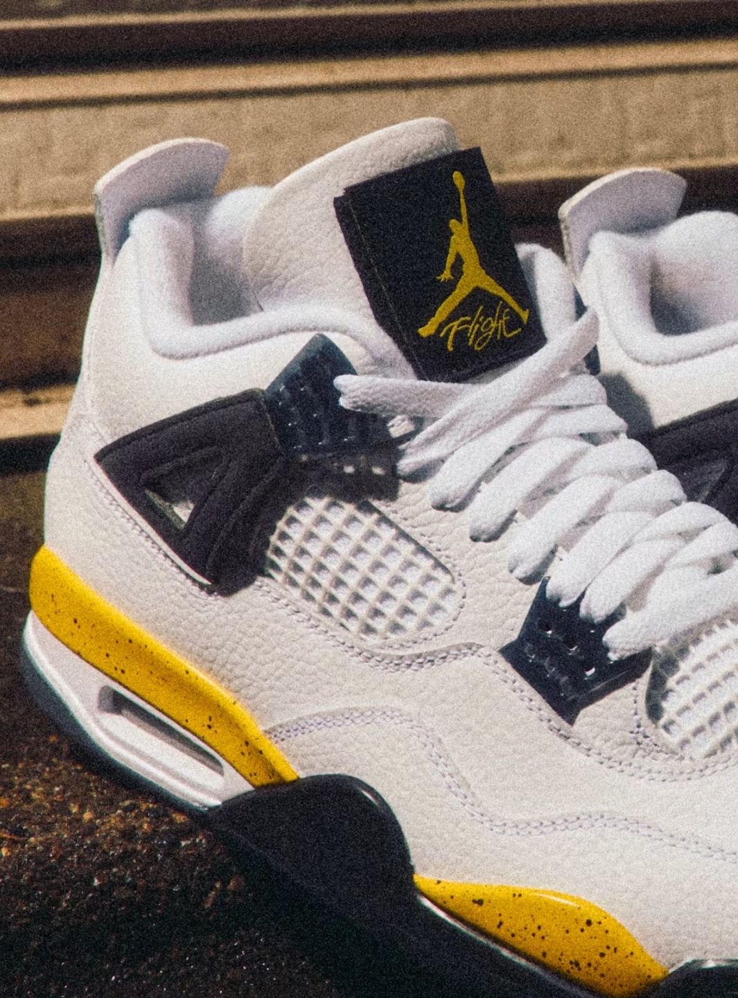 Air Jordan 4 Retro Rare Air Tour Yellow - IO2463-102 | ResellZone
