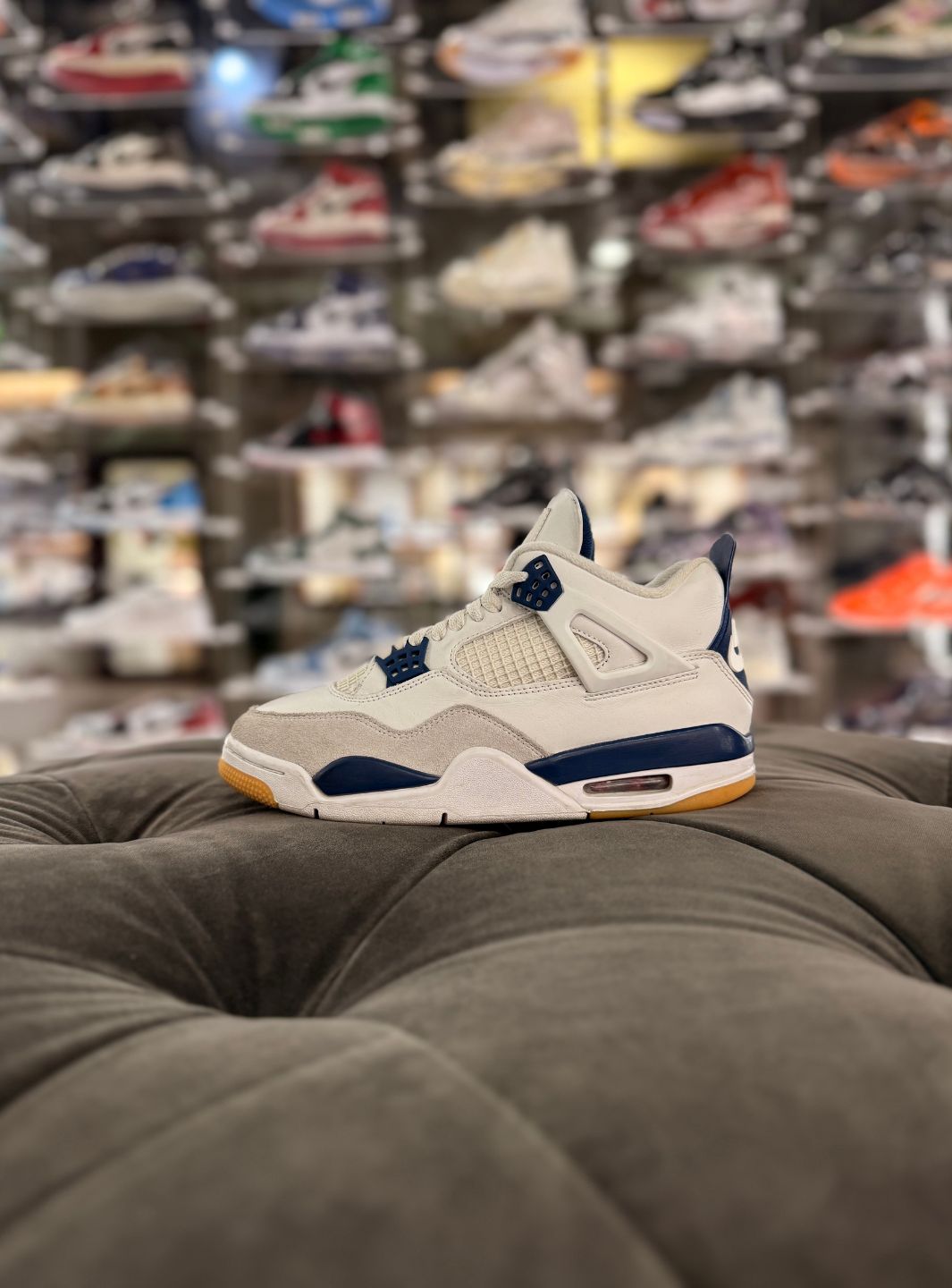 Air Jordan 4 Retro SB Navy - Sneakers Usate| ResellZone