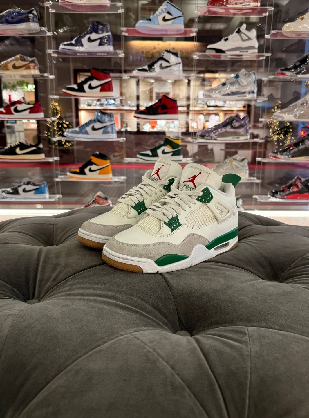 Air Jordan 4 Retro SB Pine Green - Sneakers Usate | ResellZone