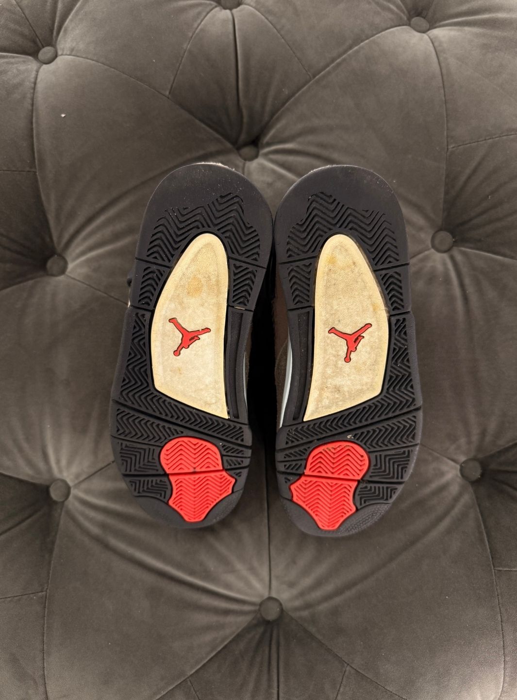 Air Jordan 4 Retro Taupe Haze - Sneakers Usate | ResellZone