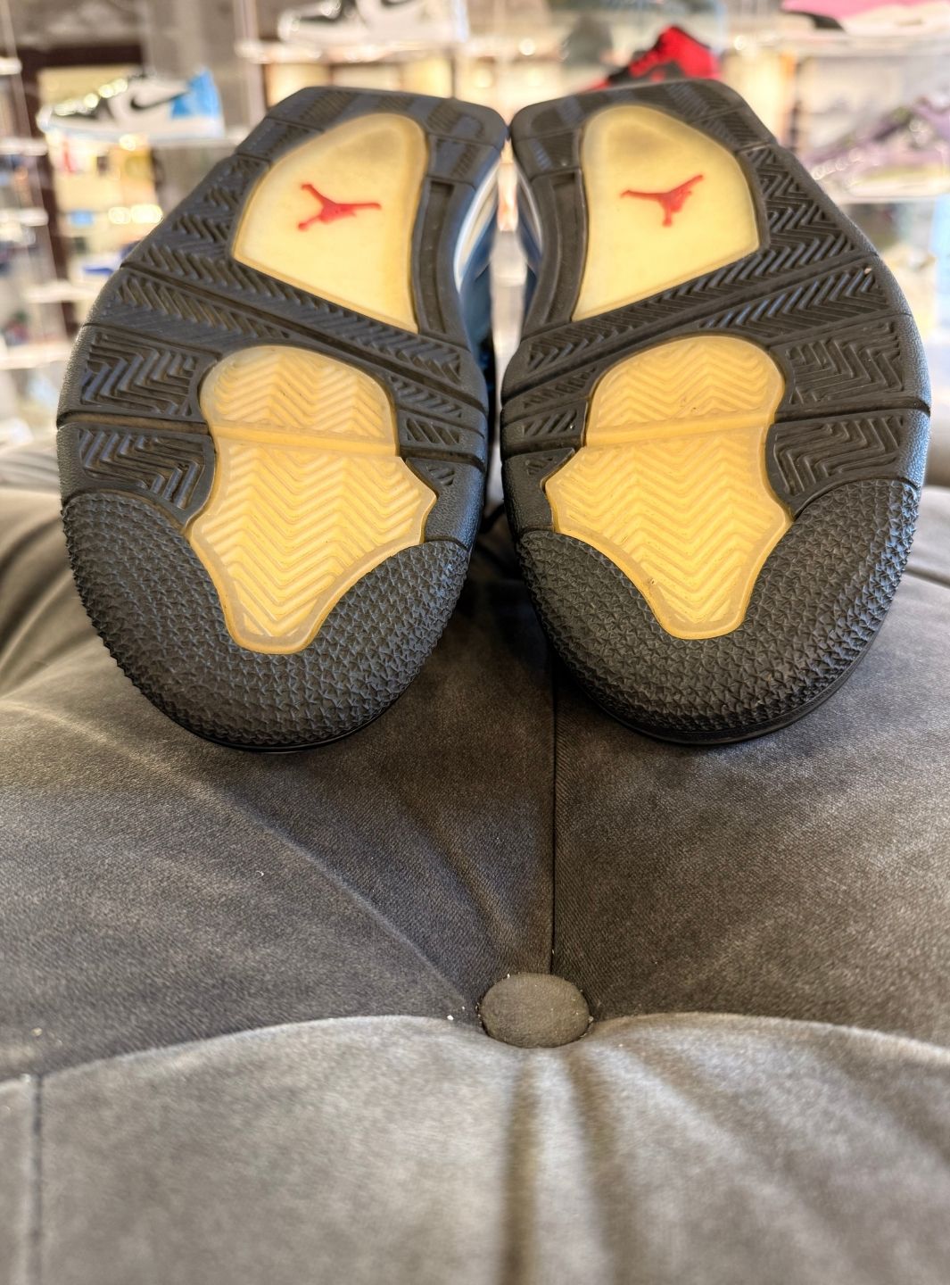 Air Jordan 4 Retro Travis Scott Cactus Jack - Sneakers Usate | ResellZone