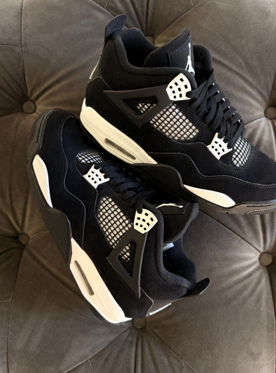 Air Jordan 4 Retro White Thunder - Sneakers Usate | ResellZone