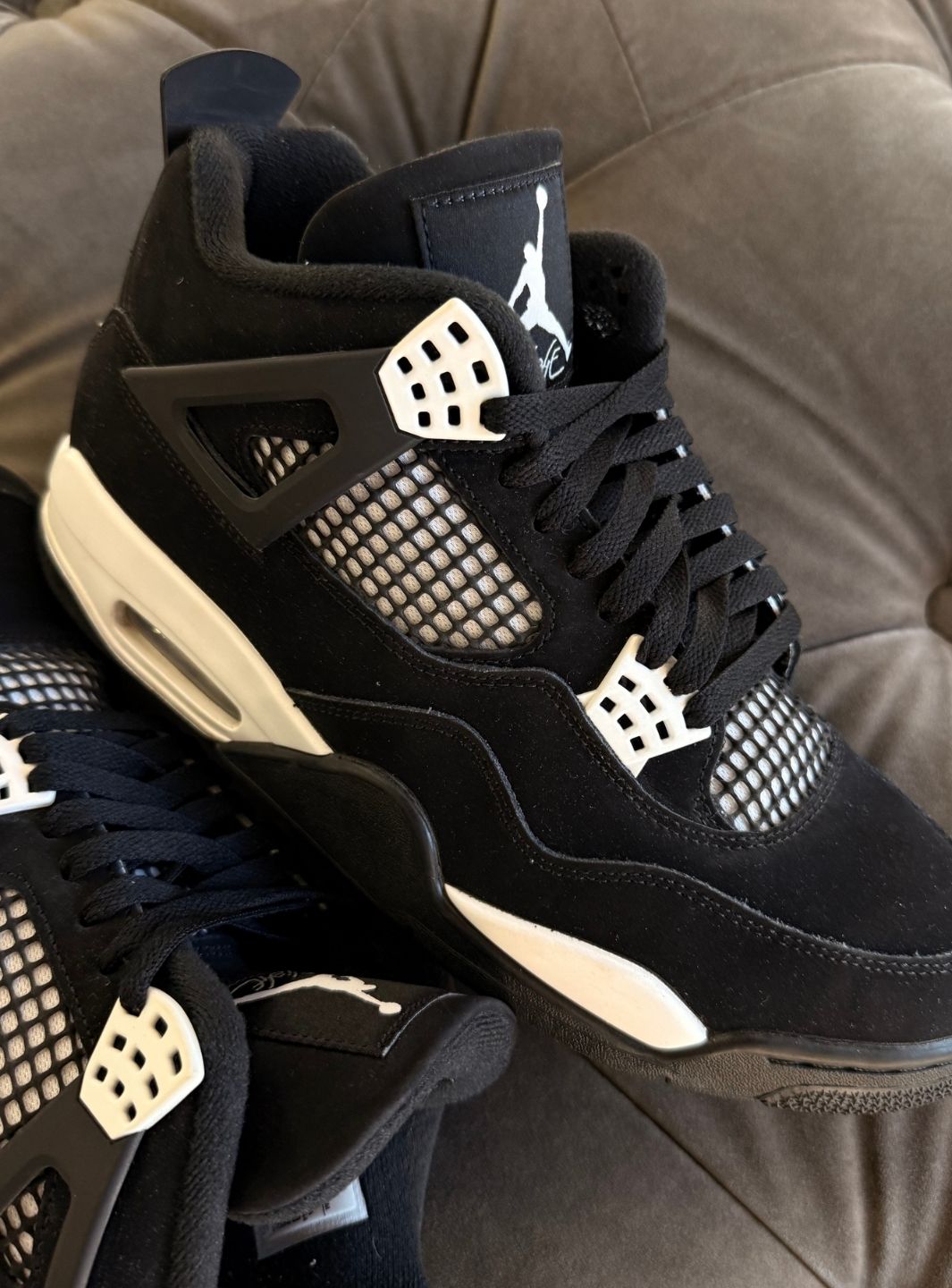Air Jordan 4 Retro White Thunder - Sneakers Usate | ResellZone