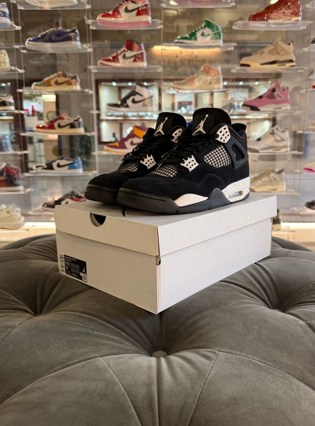 Air Jordan 4 Retro White Thunder - Sneakers Usate | ResellZone