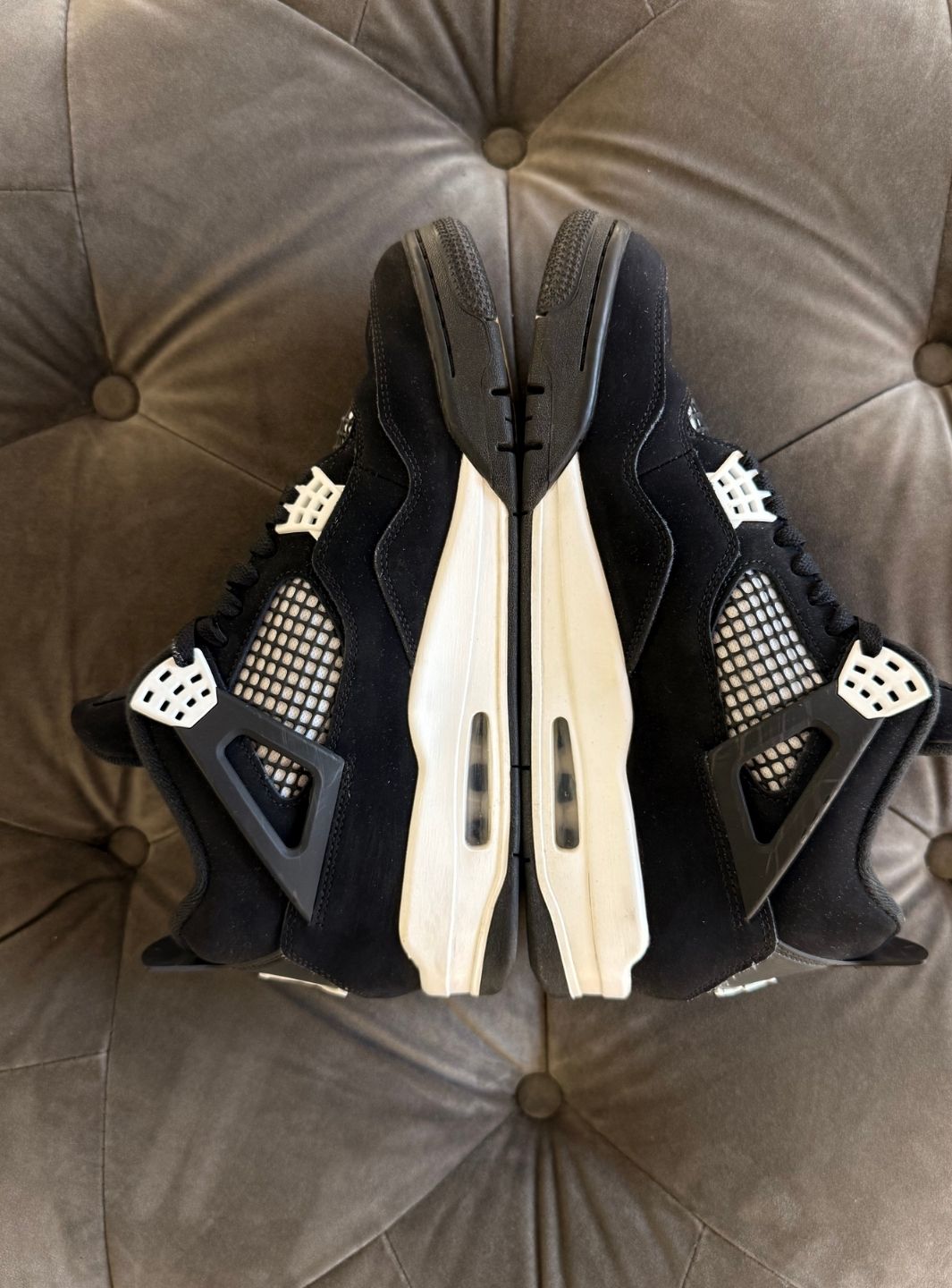 Air Jordan 4 Retro White Thunder - Sneakers Usate | ResellZone