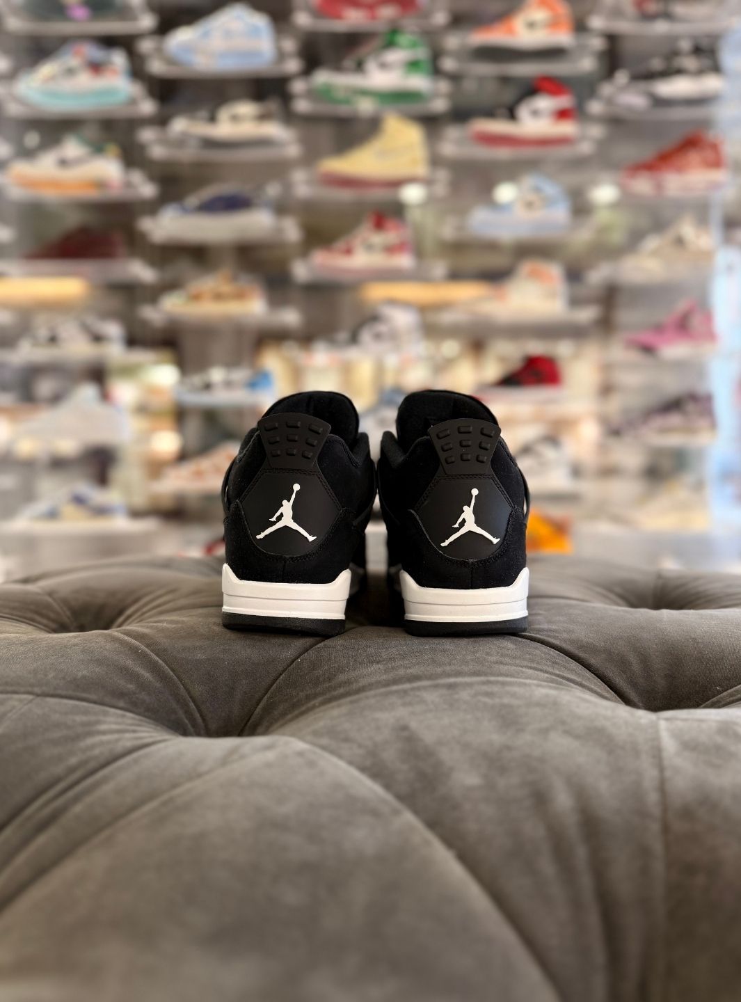 Air Jordan 4 Retro White Thunder - Sneakers Usate | ResellZone