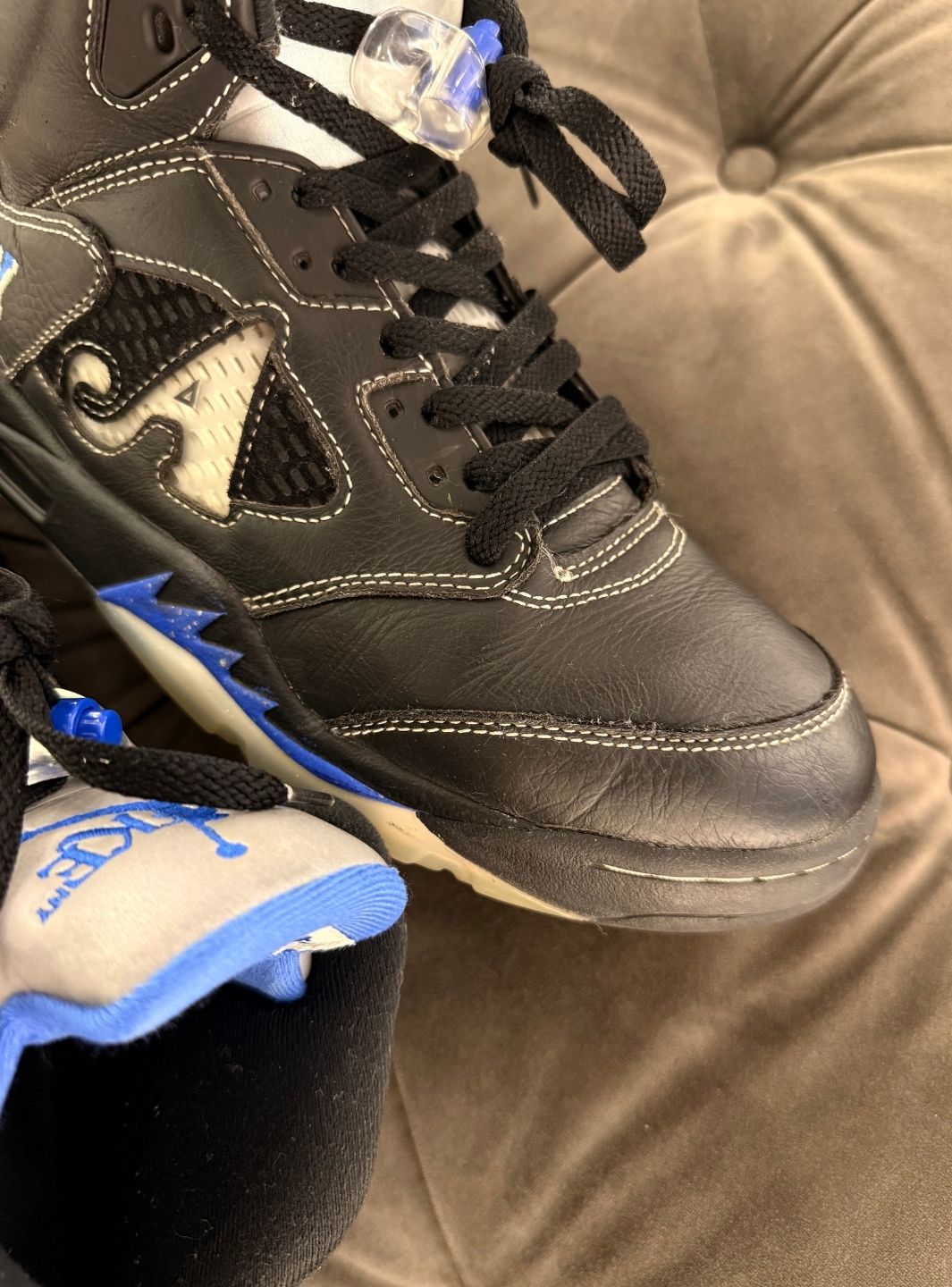 Air Jordan 5 Retro Awake NY Black - Sneakers Usate | ResellZone