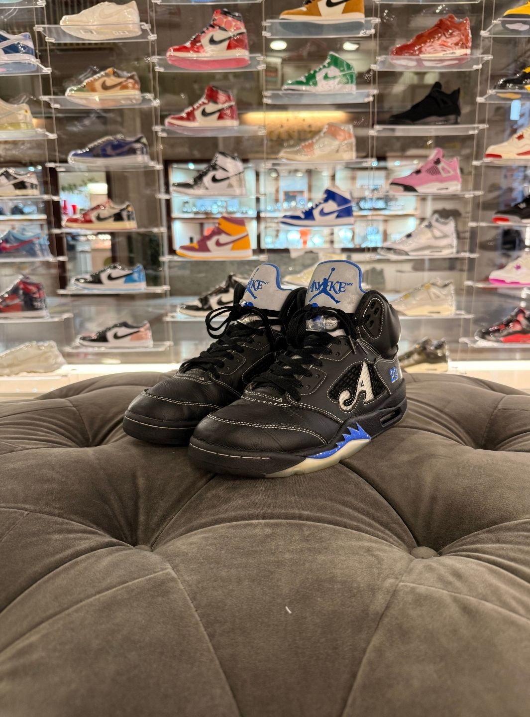 Air Jordan 5 Retro Awake NY Black - Sneakers Usate | ResellZone