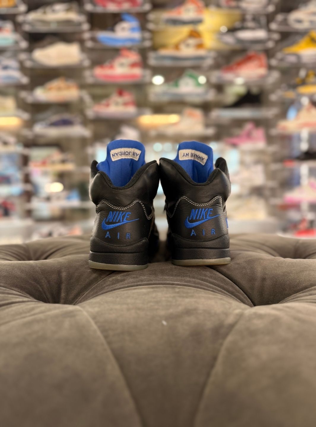 Air Jordan 5 Retro Awake NY Black - Sneakers Usate | ResellZone