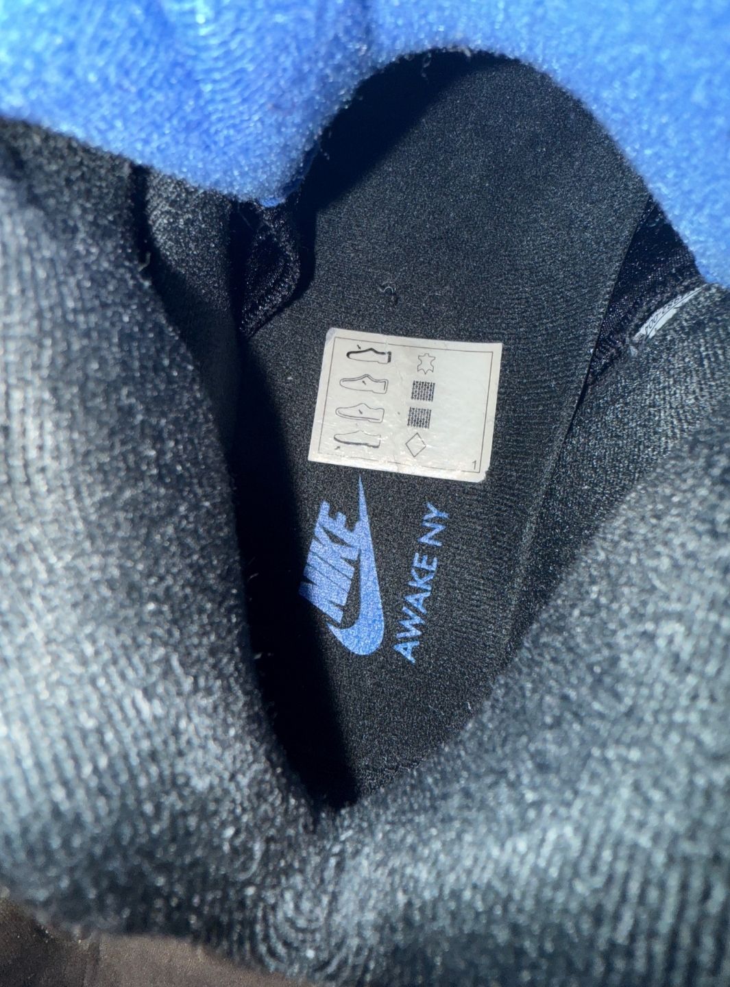 Air Jordan 5 Retro Awake NY Black - Sneakers Usate | ResellZone