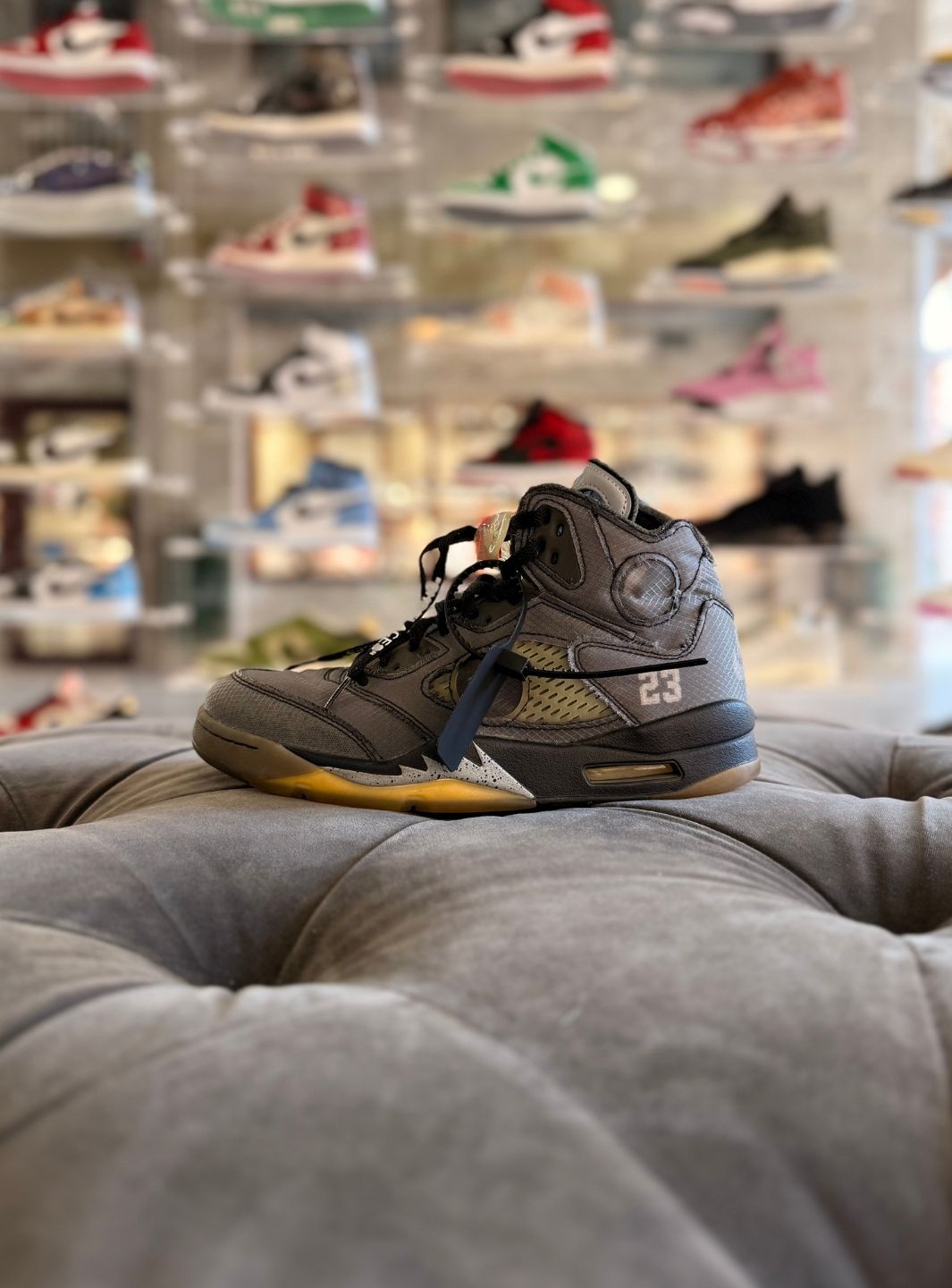Air Jordan 5 Retro Off-White Muslin - Sneakers Usate | ResellZone